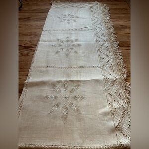 Vintage Lace Crochet Tablecloth
